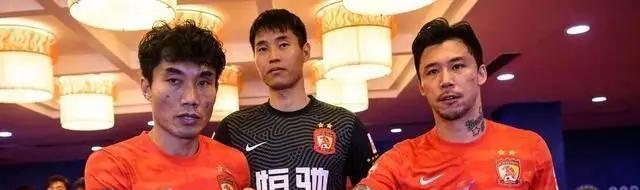 戴伟浚|留下戴伟浚，再签七员大将，深圳要搞事情