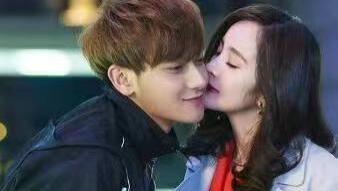 小姐姐|娱乐圈姐弟恋5对明星，最大相差12岁，其中一对简直堪称“甜宠范本教科书”