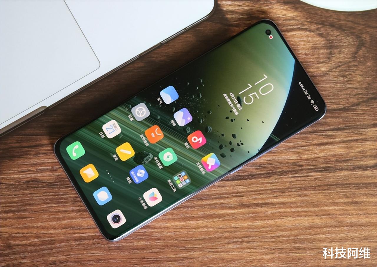小米科技|小米高端旗舰半价销售，12GB+256GB+IP68防水，无奈依然少人问津