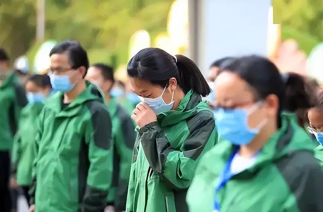 人死后为何不能触摸死者的脸?这并非迷信,而是有一定的科学道理