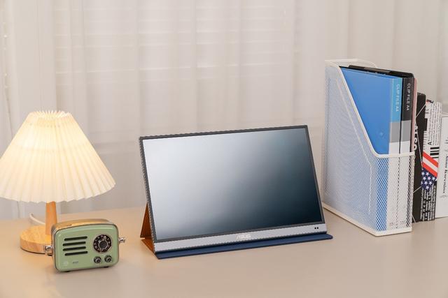 色域高更轻薄 华硕ZenScreen OLED MQ16AH便携显示器测评