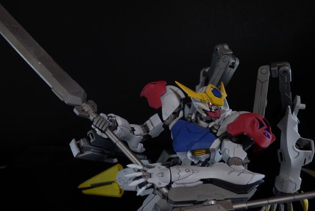 模型|四臂巴巴托斯狼王高达模型