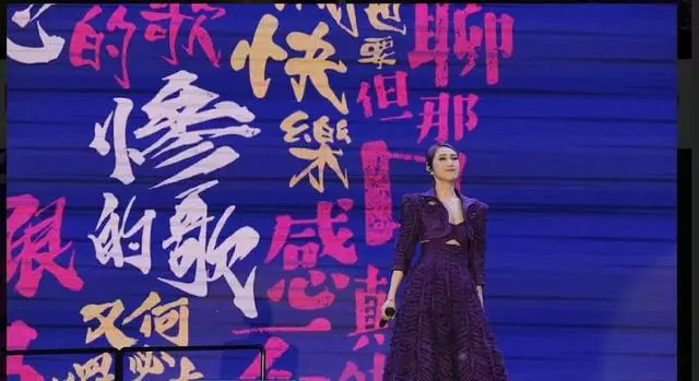 演唱会|杨千嬅演唱会遮盖空位营造满座假象？娱媒、网友为黑她不讲常识