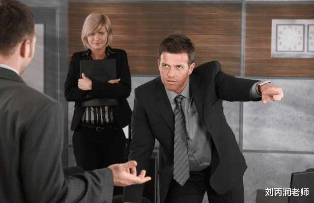 小姐姐|刚进公司就怀孕,真的很过分吗?公司老板凭啥不给我好脸色?