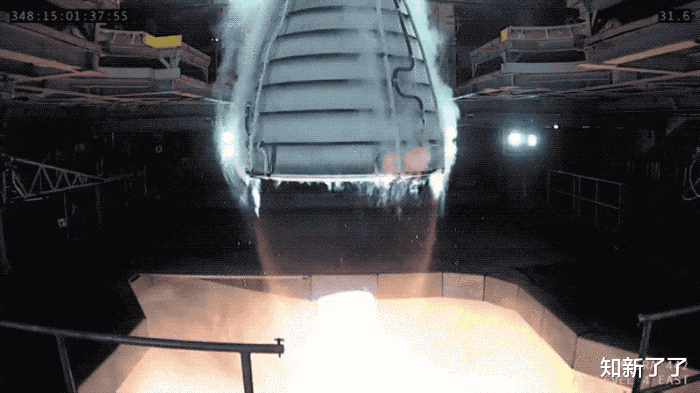 NASA在未来的月球任务之前测试了升级的巨型火箭发动机