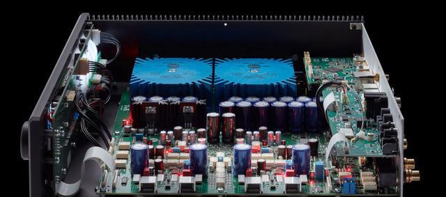 阿里巴巴|系出名门，无可挑剔的表现：T+AHA200耳放、SolitaireP平面耳机