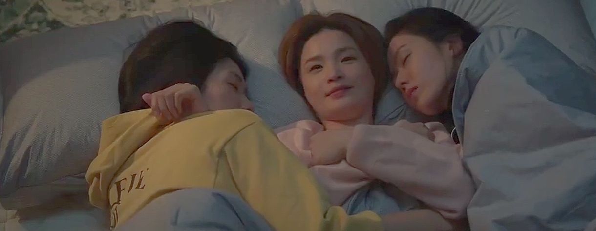 孙艺珍|孙艺珍新剧首发预告，和男主上演心动壁咚，网友：玄彬要吃醋了！