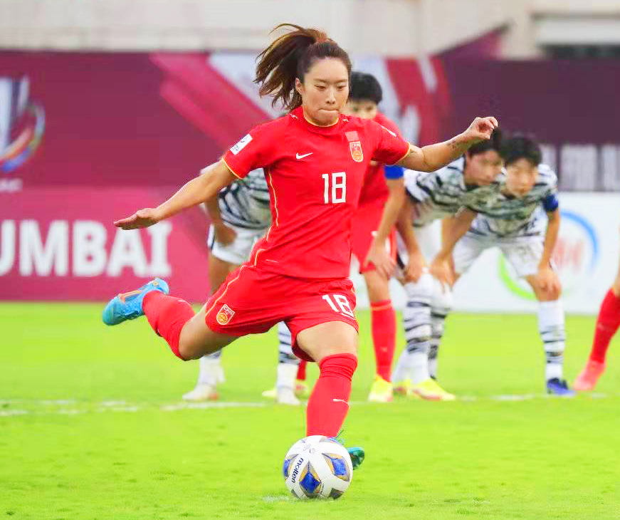 韩国队|变阵神来之笔！中国女足上演“乾坤大挪移”，仅用27分钟击溃韩国