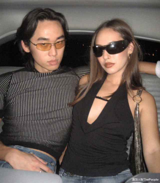 林依轮|深扒糊了的林依轮,才发现北京2栋楼、1.8亿一幅画,只是冰山一角