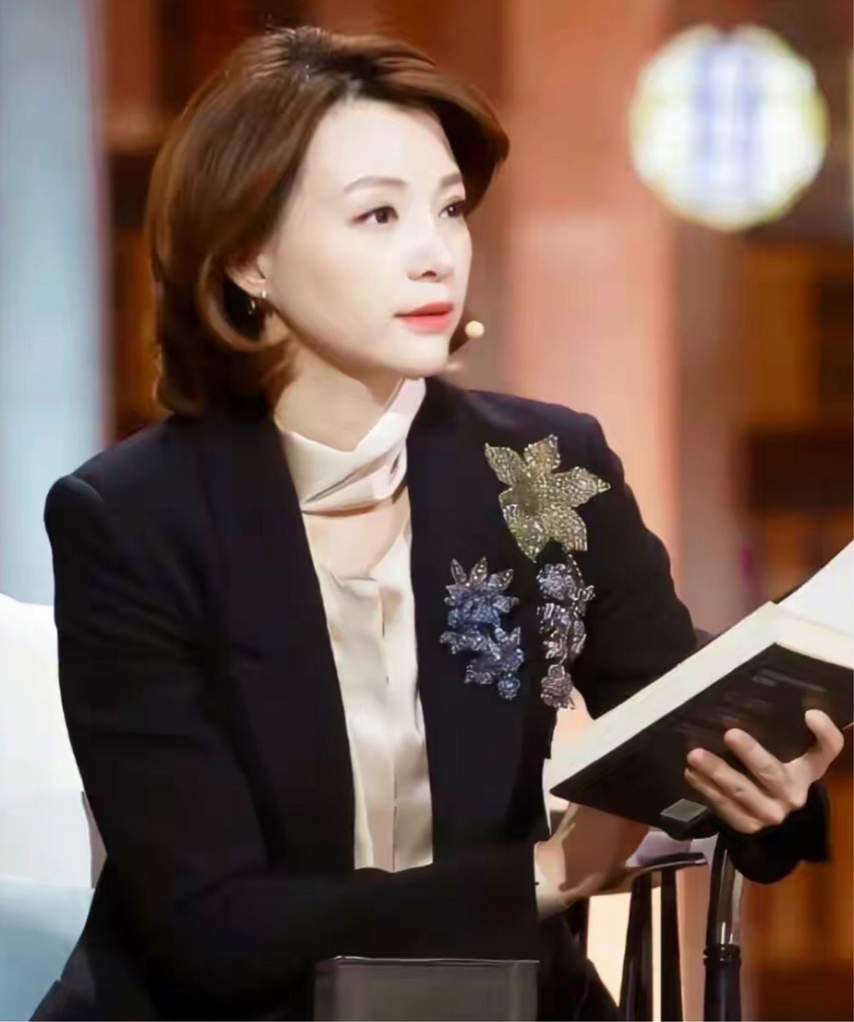 穿衣搭配 女人到45岁后,同龄人之间的气质差距变明显,主要原因是这5点