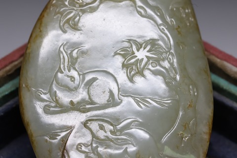 和田玉籽料|和田玉籽料“枣红皮 梧桐双兔