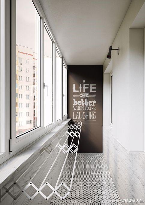 朋友家翻新封阳台，只是将玻璃上延1米封顶，阳台瞬间变身阳光房