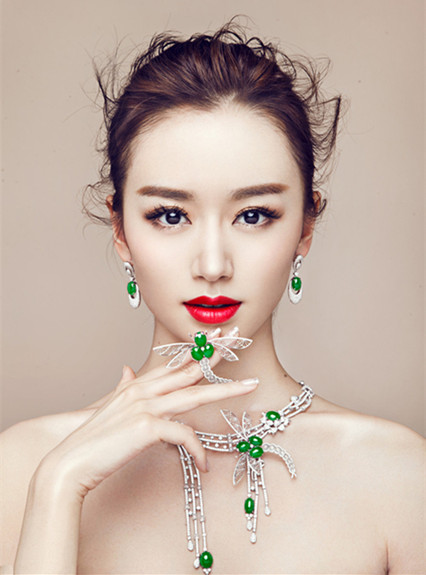 翡翠|给自己留件翡翠，多年以后也许会给你大的惊喜