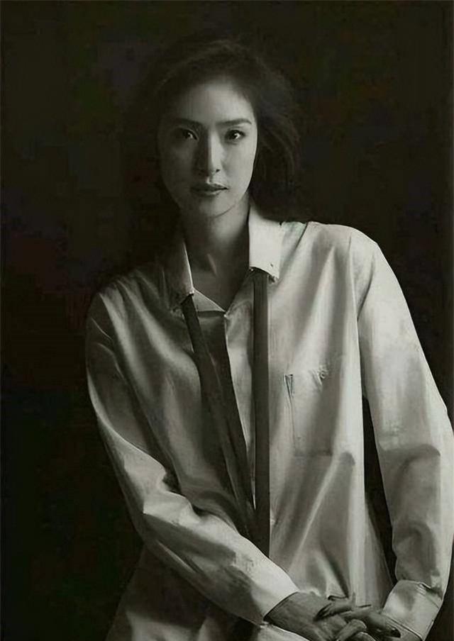 2000年,日本女星天海佑希做DNA溯源,意外找到西藏牧羊“姐妹”