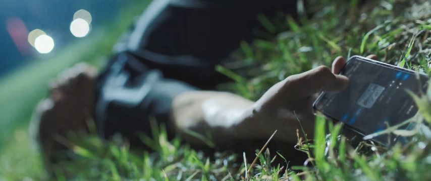 两代人|给19岁的女儿擦身体，洗内衣裤，别样“父爱”毁了两代人