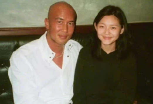 大S|大S太儿戏了？与20年前初恋旧情复燃，仅靠视频通话就决定要结婚