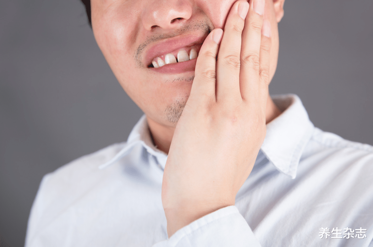乳腺癌|中医说肾气亏虚,胃火过大,则会导致牙周炎,日常一个方法就解决