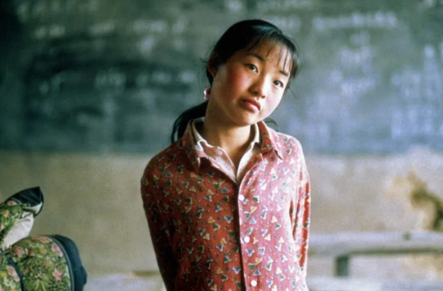 魏敏芝|13岁喂猪，一夜爆红后被张艺谋劝退圈，「昔日顶流」如今终于翻身