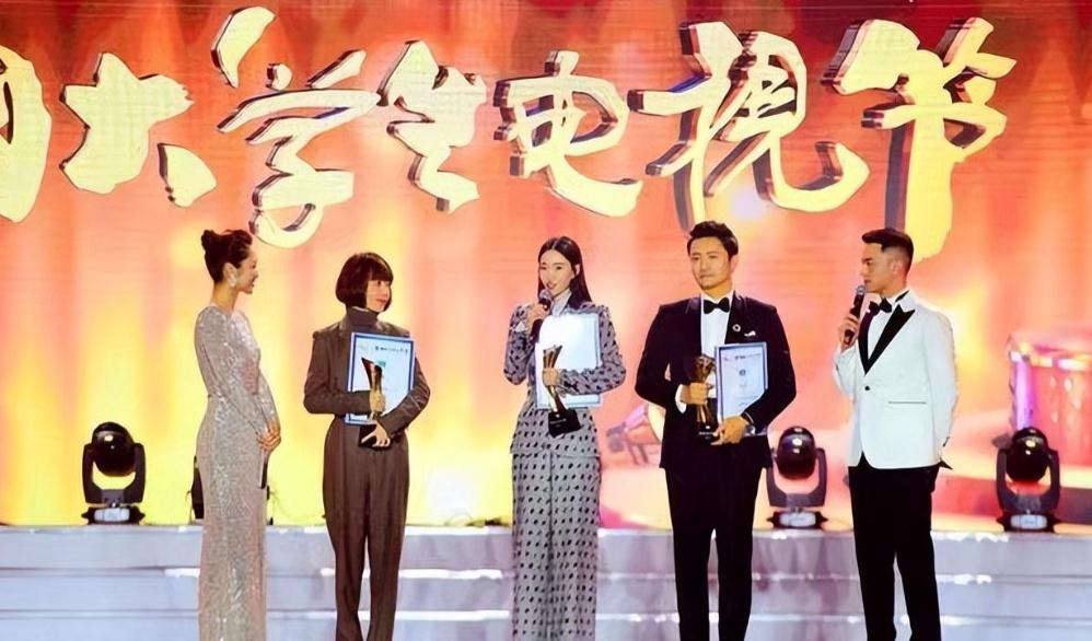 鲁豫|鲁豫:两段失败的婚姻,无儿无女,52岁还没有找到伴侣