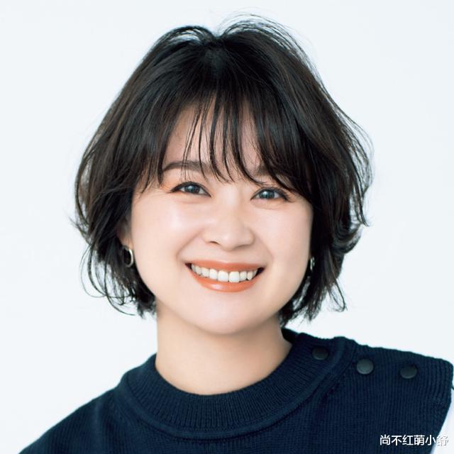 发型 换头如换脸！今年流行的这些“妈妈卷”短发型，洋气又减龄