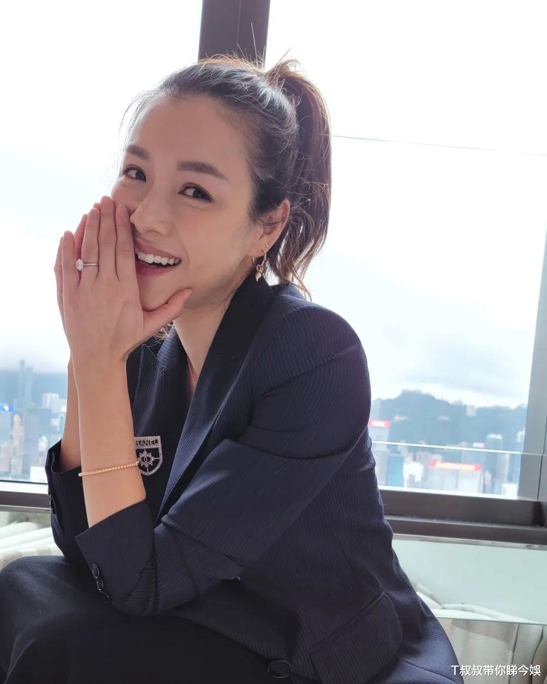 陈茵媺|陈茵媺与陈豪庆祝迟来的结婚周年纪念 开心得神志不清?