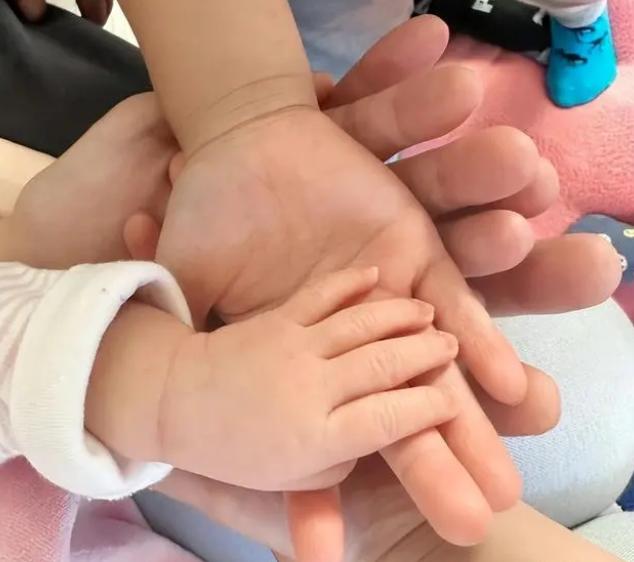 戚薇|戚薇二胎喜得贵子,李承铉节目炫耀有儿子了,曝二胎随母姓引争议