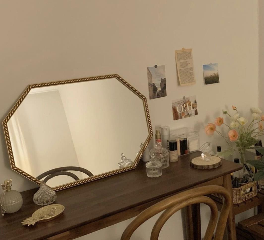 韩国25岁女主坚持“低欲生活”,全屋极简风十足,家居氛围美极了