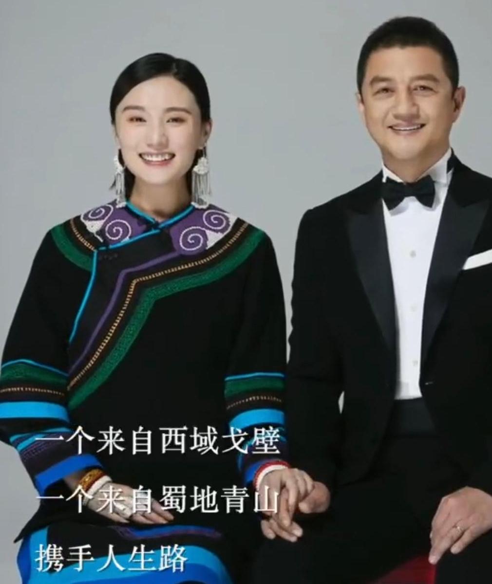 李亚鹏|51岁李亚鹏奉子成婚,超模妻子仅32岁,网友:比王菲漂亮