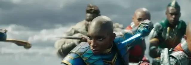 黑豹2|《黑豹2》在政治正确的狂欢面前，西方已失去了判断电影的能力