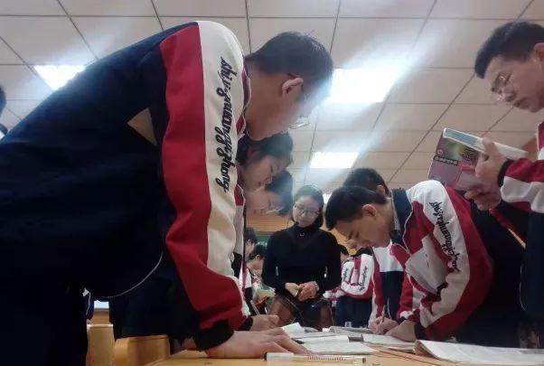 双减政策|高中教学迎来“调整”，双减政策将扩大范围，高三党可以接受吗？