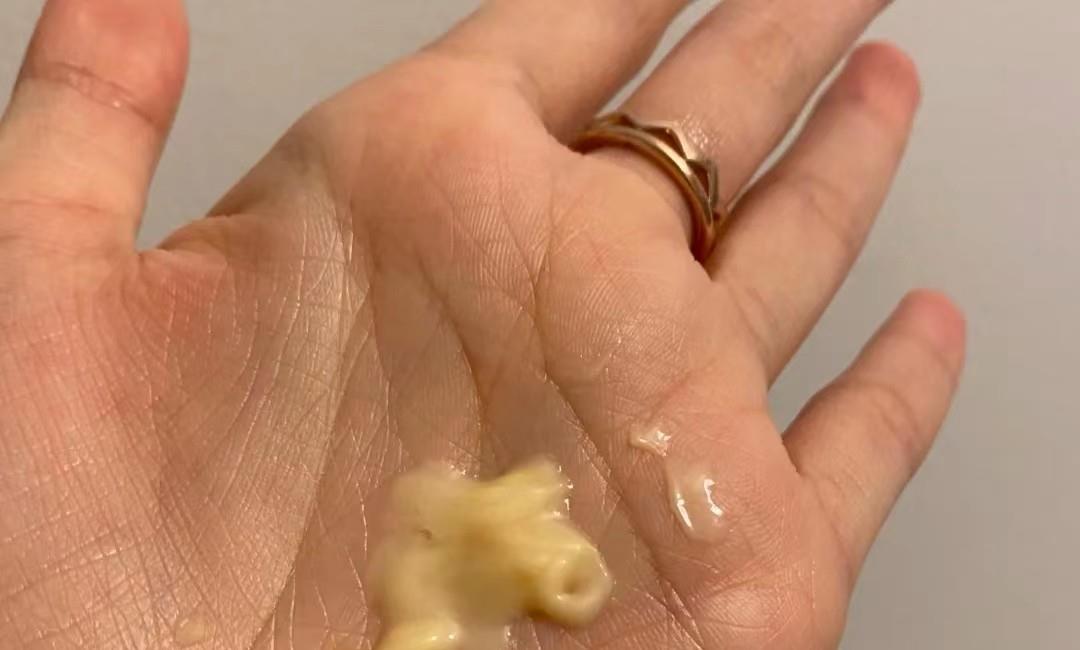 美容 4款适合混油皮的抗老精华：质地清爽、肤感舒适，你在用哪款？