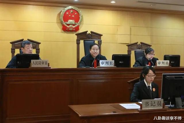 案例:女老师意外在男友家中发现充气娃娃,因一句话引发血案