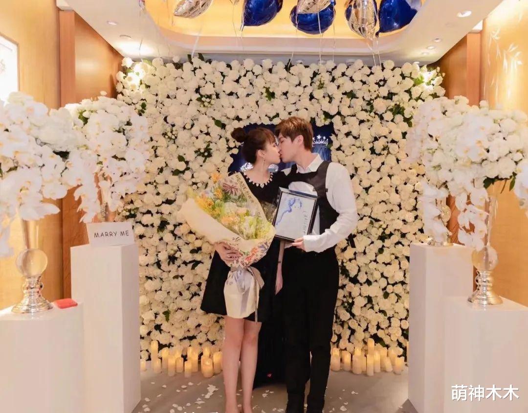 陆毅|球球要结婚了！与男友最新情侣照太恩爱，曾曝恋情不被赵本山看好