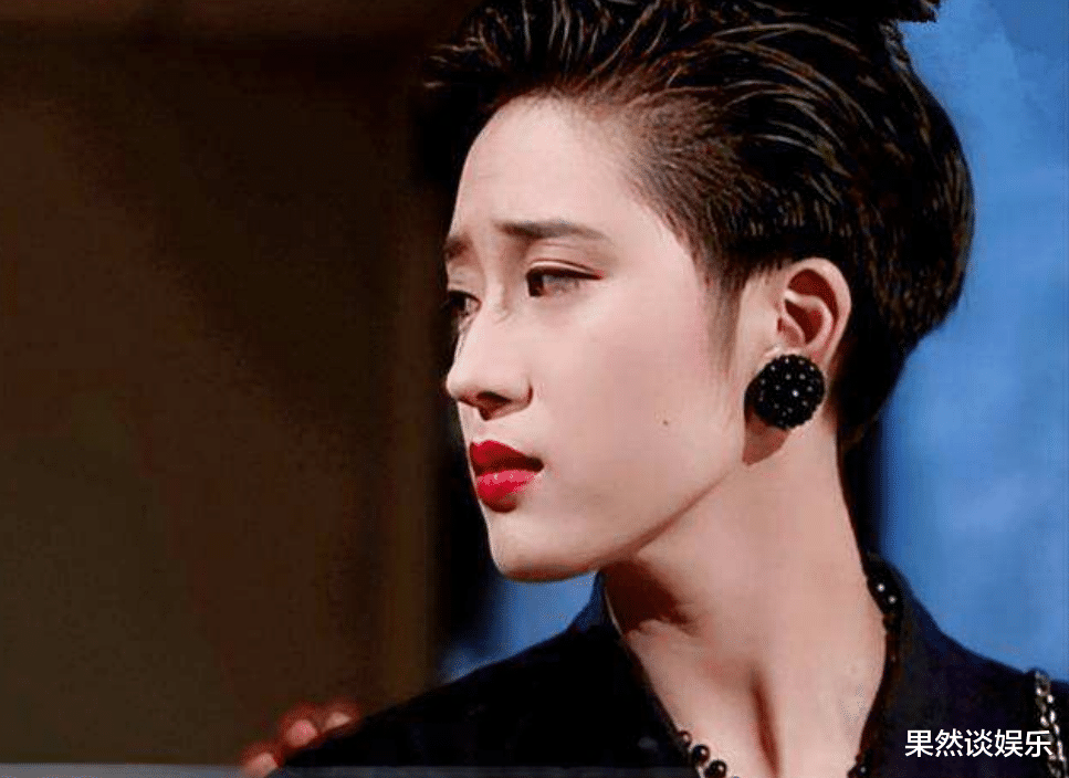 香港小姐|曾经的港姐有多风光，如今就有多窘迫