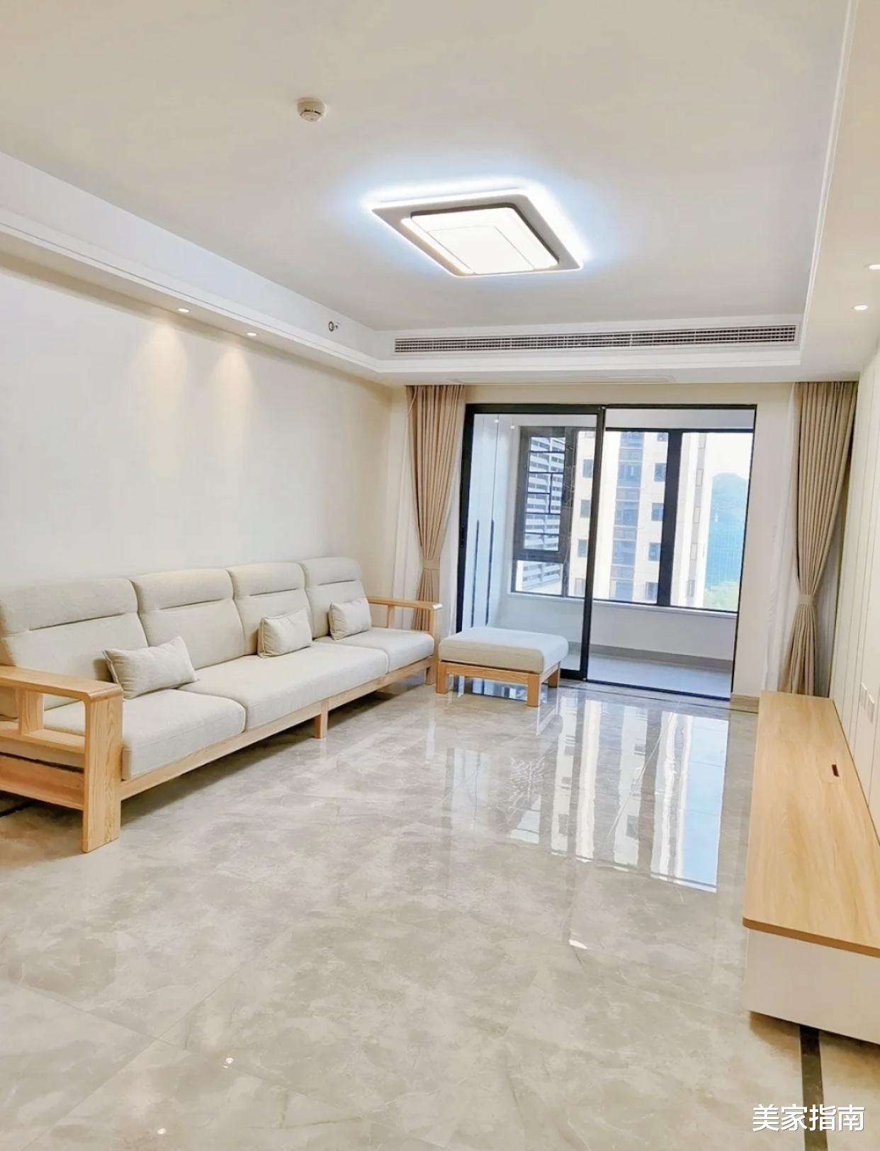 阳台上的推拉门,装还是不装?作为过来人,来谈一谈真实的感受