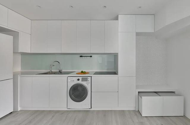 26㎡老房逆袭,改出7大功能区,还有隐形家具和旋转电视,真赞!