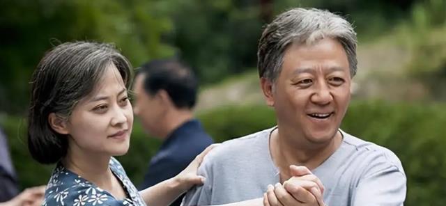 安杰|父母爱情：4个女人4种婚姻，却指向了人性中最真实的一面