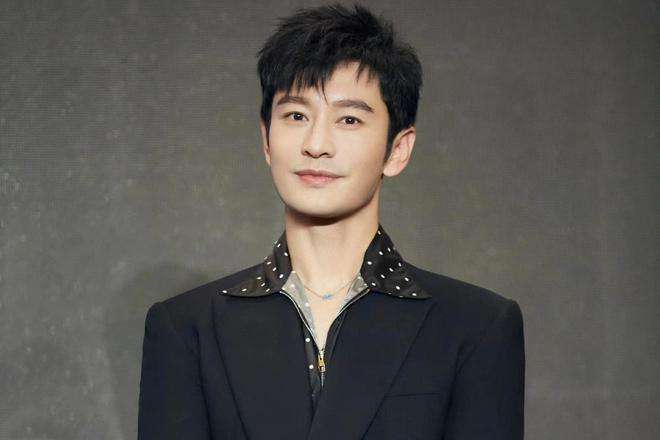 黄晓明|恋情实锤?叶珂大胆示爱黄晓明,将“M”纹在身上