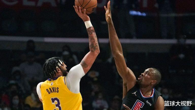 雄鹿队|NBA消息：又一猛将加盟雄鹿！梦幻阵容诞生！字母哥的2连冠有戏了