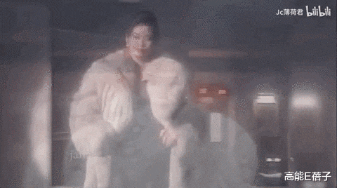 香港小姐|姐妹插刀,大佬扶植,资本强捧…落选港姐的上位之路