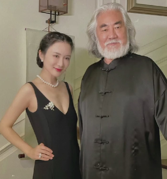 带货|连20块钱的大米都吃不起?杜星霖亲手扯下“带货零门槛”的遮羞布