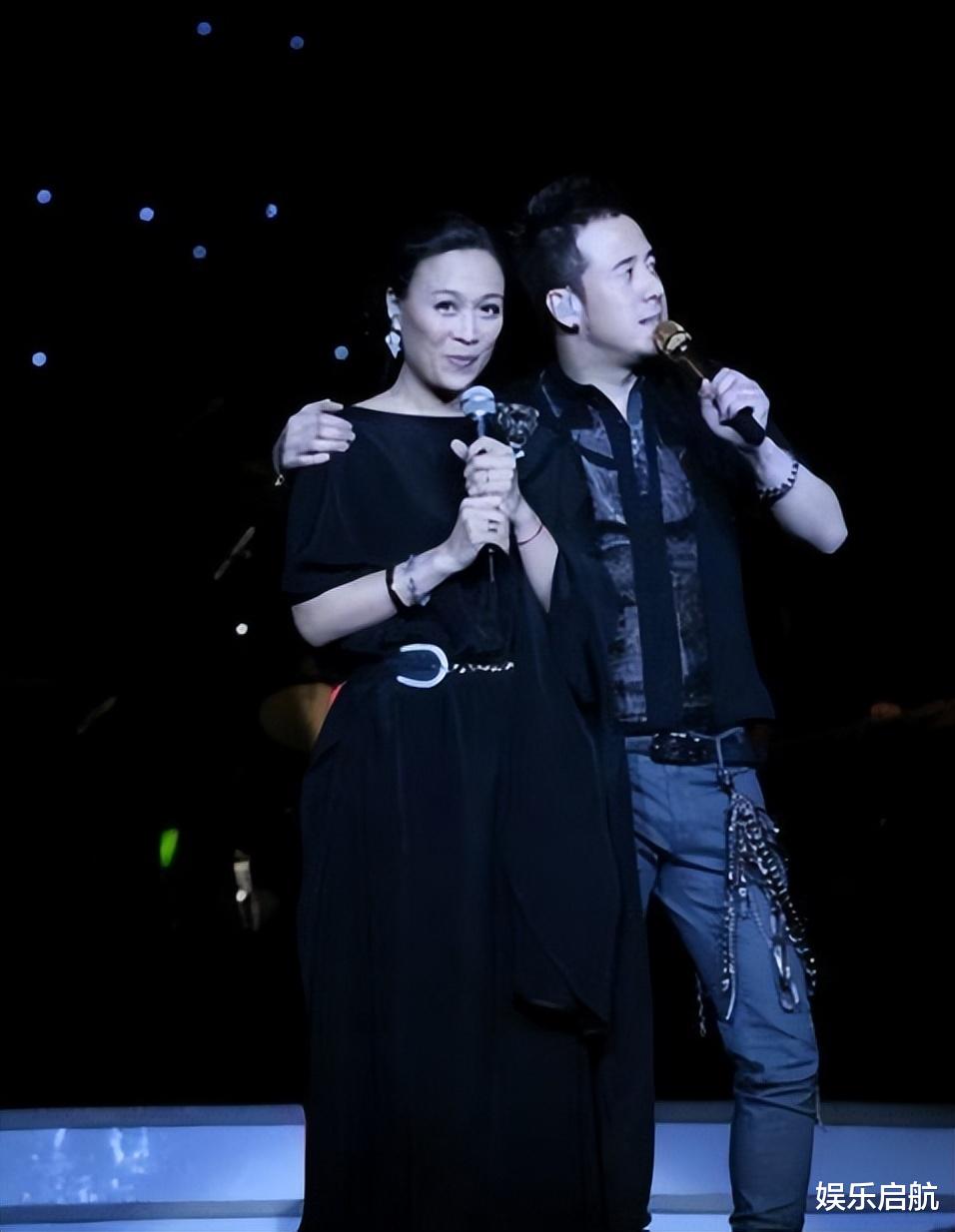 杨坤|那英酒后要给杨坤介绍对象，杨坤万万没想到，对方居然是无法驾驭的歌后