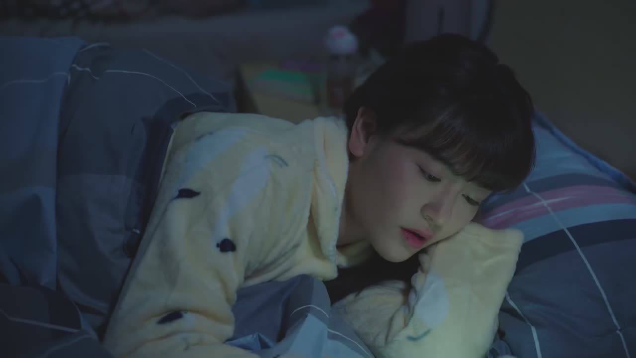 刘英 《乡村爱情14》赵玉田反对刘英做美容，小双看上靳炎