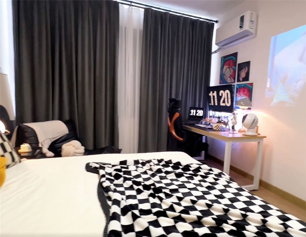 27岁男生改造旧房卧室,堆满杂物的卧室变超爽小屋,前后差别太大