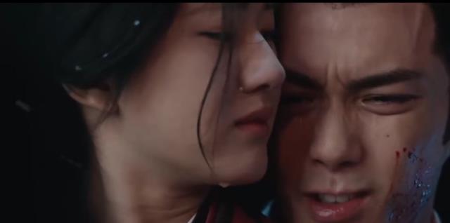 凌不疑|吴磊赵露思四川话表白！五年前后两场坠崖戏对比，凌不疑觉悟了