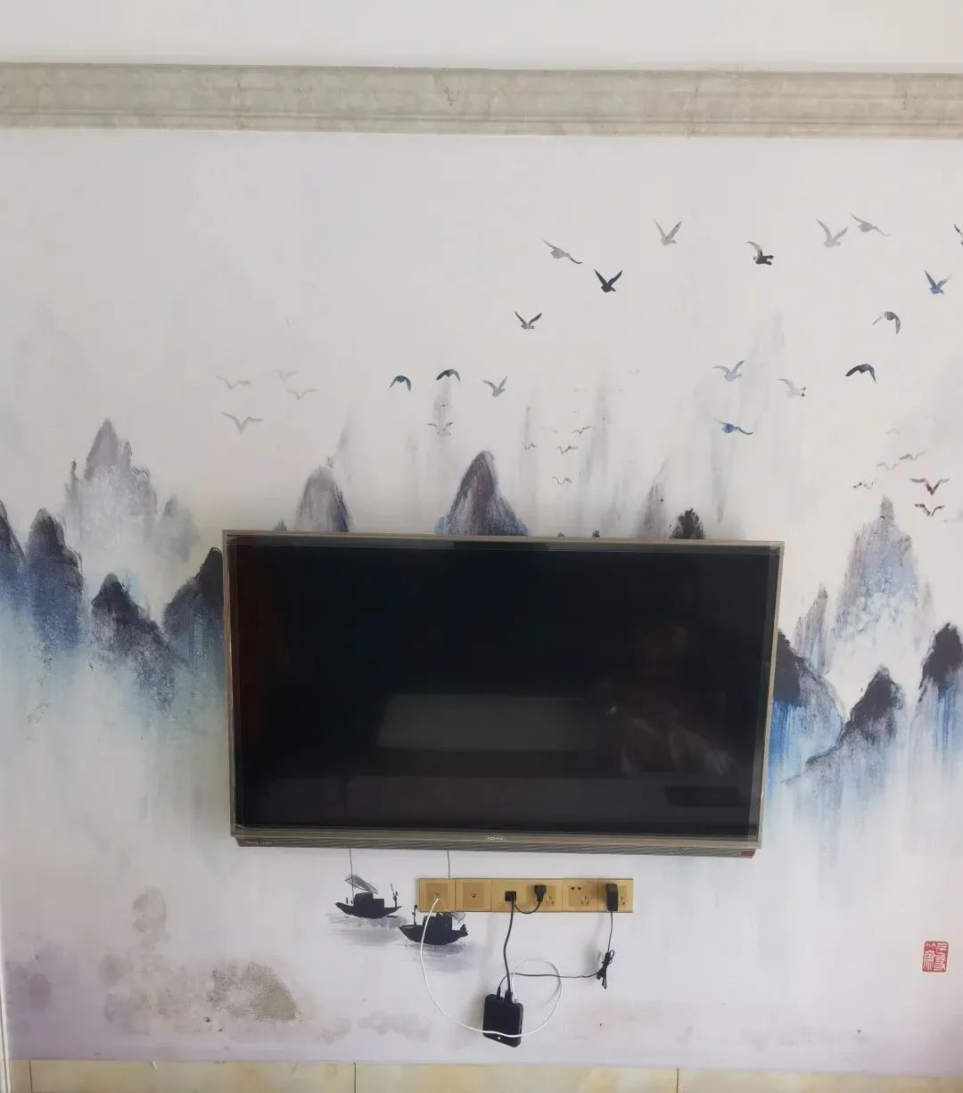 进门吓一跳！儿子婚房“遭殃”，妈妈急得辞职跨省为儿维权！