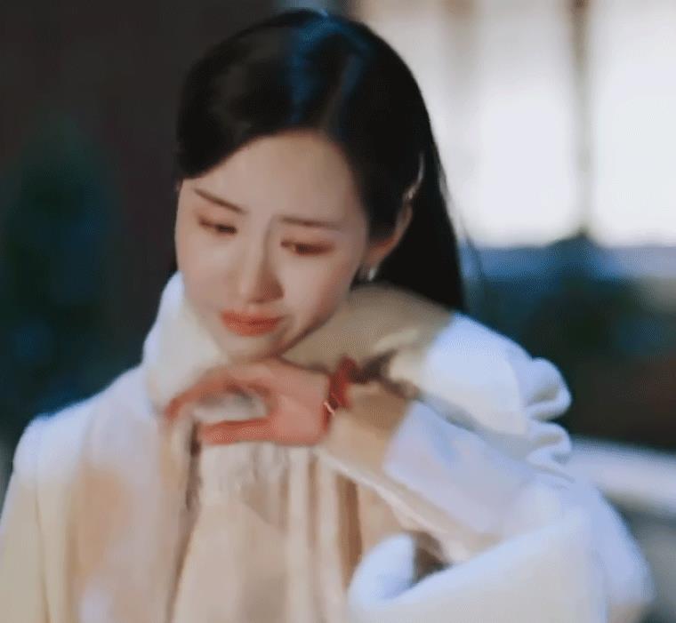 袁昊|窦骁新剧军装有苏感，袁昊造型拖后腿，与《一夜新娘》判若两人