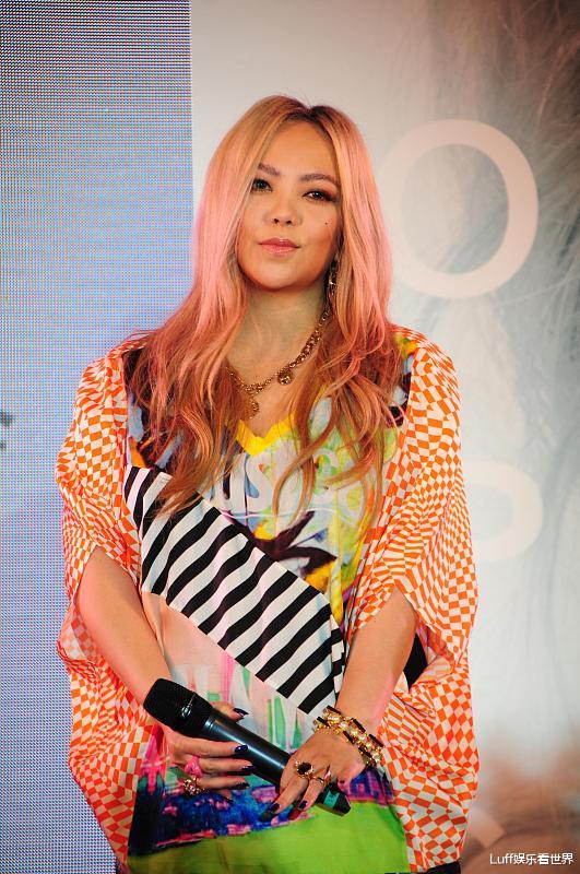 |张惠妹大年三十除夕夜烟火直播超嗨