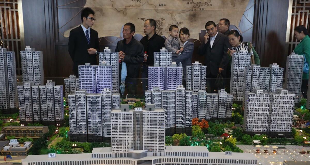 |天津楼市,下滑2.4%,连跌一年,南强北弱,17万的库存何去何从?