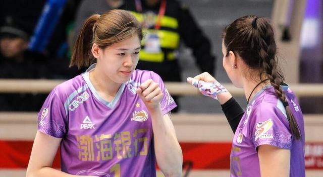凯文·乐福|恭喜蔡斌、中国女排！江苏女排涌出一天才少女，可打主攻、接应！